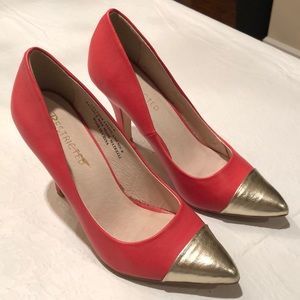 Restricted Coral and Gold Heels